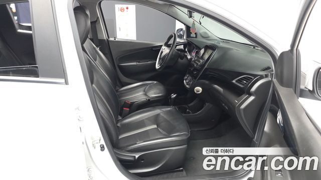 Chevrolet Spark Premier 2019 — фото 11