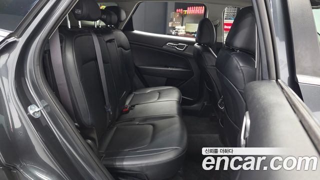 Kia Sportage (V) Diesel 2.0 2WD Prestige 2023 — фото 12