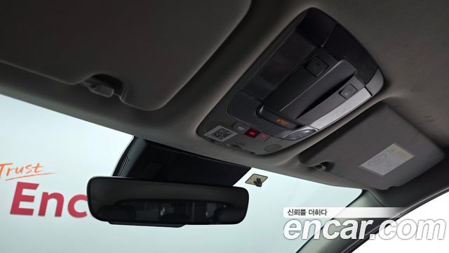 Kia Sportage (V) Diesel 2.0 2WD Prestige 2023 — фото 18