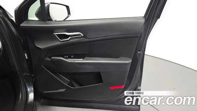 Kia Sportage (V) Diesel 2.0 2WD Prestige 2023 — фото 24