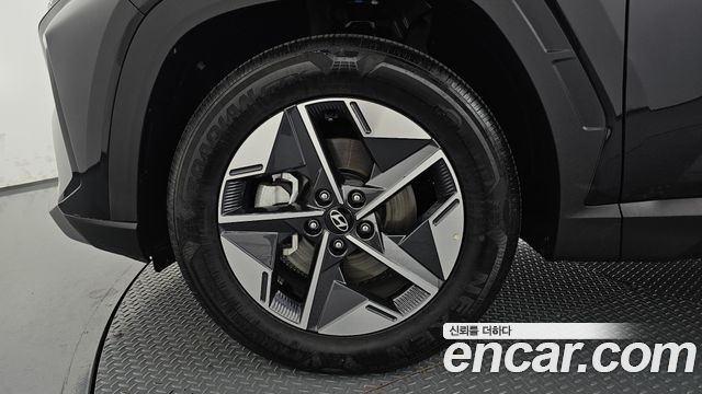 Hyundai Tucson (NX4) Gasoline 1.6 Turbo 2WD Inspiration 2025 — фото 5
