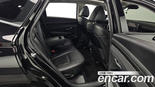 Hyundai Tucson (NX4) Gasoline 1.6 Turbo 2WD Inspiration 2025 — фото 11
