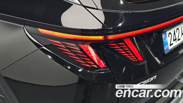 Hyundai Tucson (NX4) Gasoline 1.6 Turbo 2WD Inspiration 2025 — фото 23