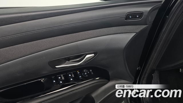 Hyundai Tucson (NX4) Gasoline 1.6 Turbo 2WD Inspiration 2025 — фото 32