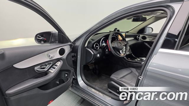 Mercedes-Benz C-Class (W205) C220 d Avantgarde 2017 — фото 10
