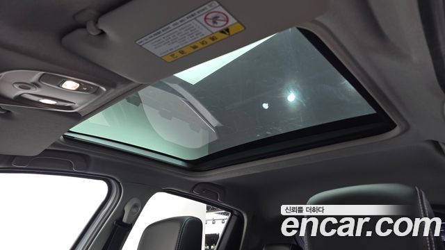 Renault Korea Clio Intens Panoramic 2019 — фото 32