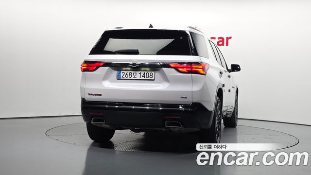 Chevrolet Traverse 3.6 AWD Redline 2023 — фото 4