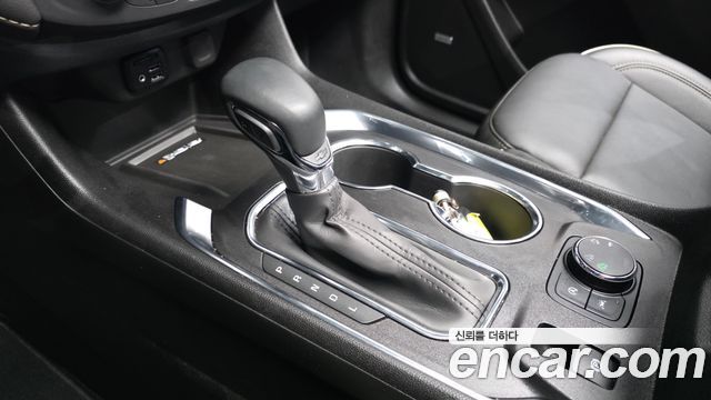 Chevrolet Traverse 3.6 AWD Redline 2023 — фото 9