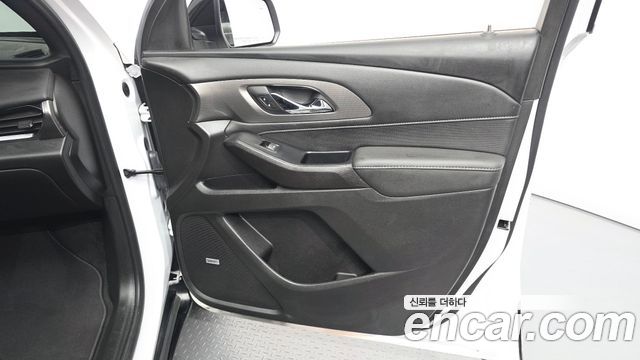 Chevrolet Traverse 3.6 AWD Redline 2023 — фото 30
