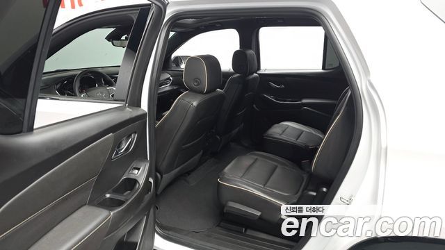 Chevrolet Traverse 3.6 AWD Redline 2023 — фото 32