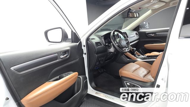 Renault Korea QM6 2.0 LPe RE Signature 2WD 2023 — фото 10