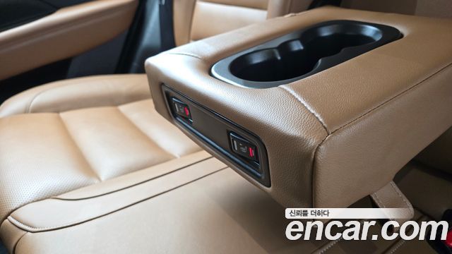 Renault Korea QM6 2.0 LPe RE Signature 2WD 2023 — фото 15