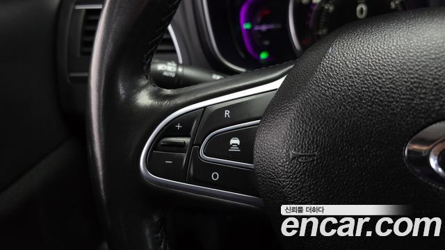Renault Korea QM6 2.0 LPe RE Signature 2WD 2023 — фото 16