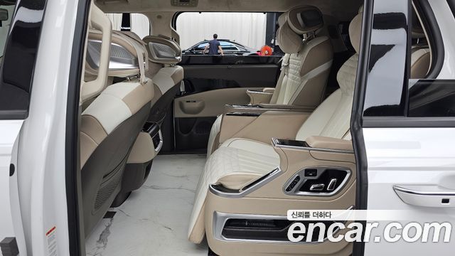 Kia Carnival (IV) HEV 9-Seater Hi-Limousine (Special vehicle) 2025 — фото 26