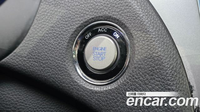 Hyundai Grandeur (HG) HG220 Diesel Premium 2016 — фото 18