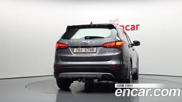 Hyundai Santa Fe (DM) Diesel(e-VGT) 2.0 4WD Exclusive 2015 — фото 4