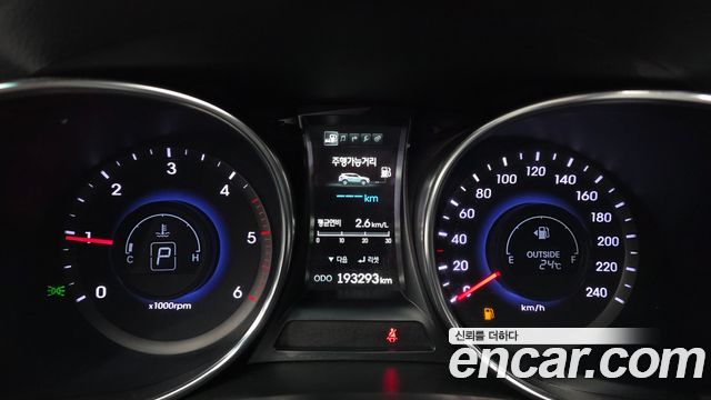 Hyundai Santa Fe (DM) Diesel(e-VGT) 2.0 4WD Exclusive 2015 — фото 8