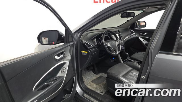 Hyundai Santa Fe (DM) Diesel(e-VGT) 2.0 4WD Exclusive 2015 — фото 10