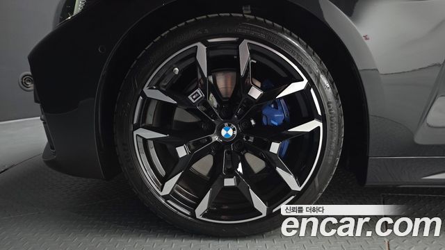 BMW 4 Series (G22) 420i M Sport Convertible 2025 — фото 5