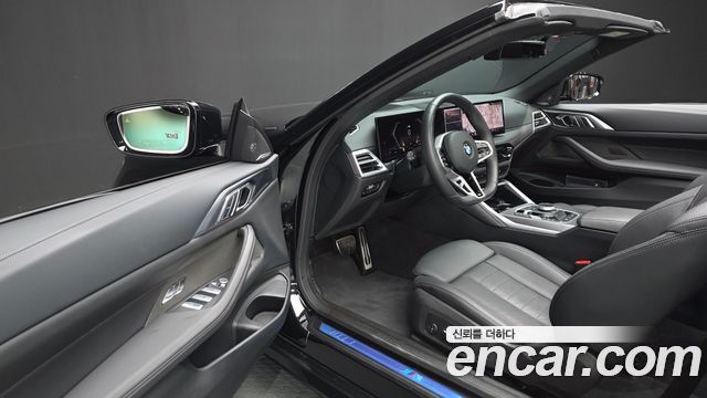 BMW 4 Series (G22) 420i M Sport Convertible 2025 — фото 10