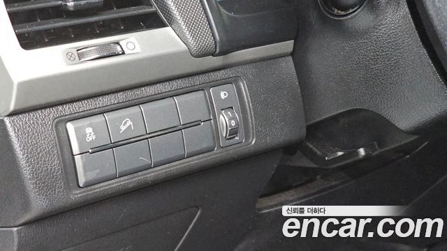 KG Mobility (SsangYong) Rexton Sports Diesel 2.2 4WD Prestige 2018 — фото 13