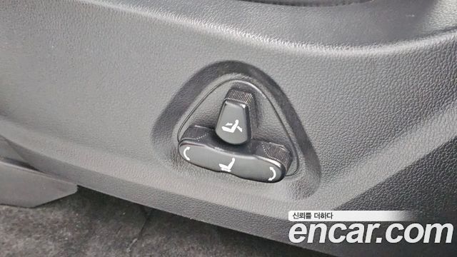 KG Mobility (SsangYong) Rexton Sports Diesel 2.2 4WD Prestige 2018 — фото 18