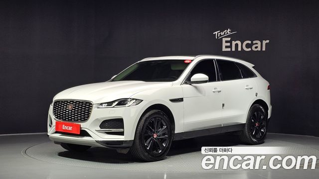 Jaguar F-PACE D200 SE