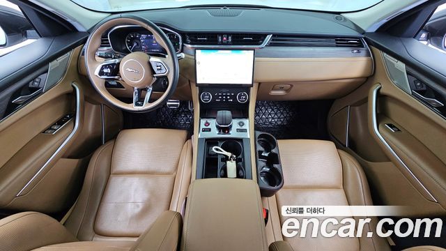 Jaguar F-PACE D200 SE 2022 — фото 7