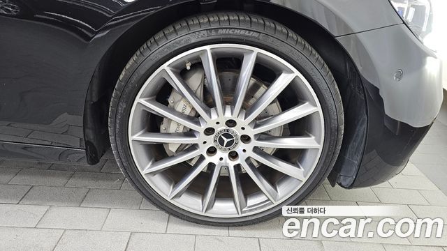 Mercedes-Benz E-Class (W213) E350 4MATIC AMG Line 2022 — фото 21