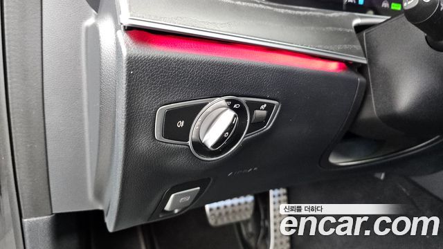 Mercedes-Benz E-Class (W213) E350 4MATIC AMG Line 2022 — фото 28