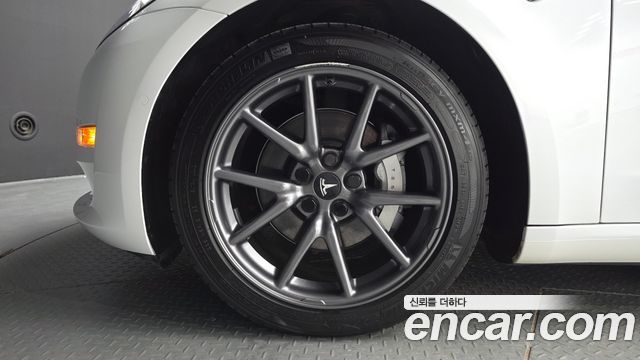 Tesla Model 3 Long Range AWD 2020 — фото 5