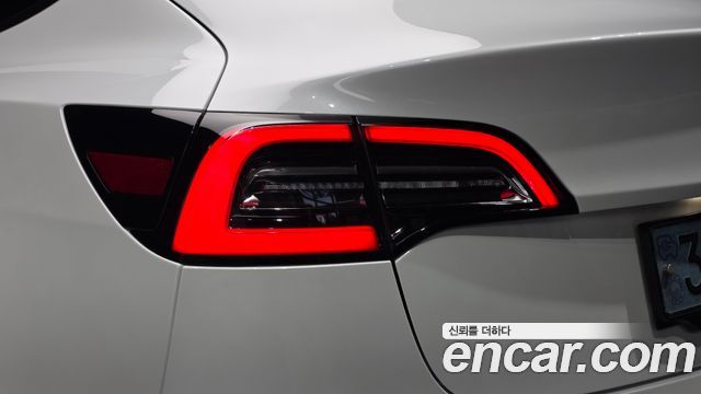 Tesla Model 3 Long Range AWD 2020 — фото 23