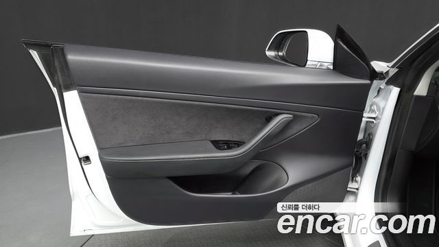 Tesla Model 3 Long Range AWD 2020 — фото 24