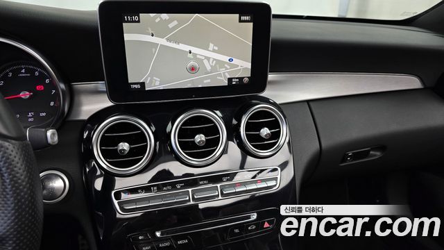 Mercedes-Benz C-Class (W205) C200 Cabriolet 2017 — фото 14