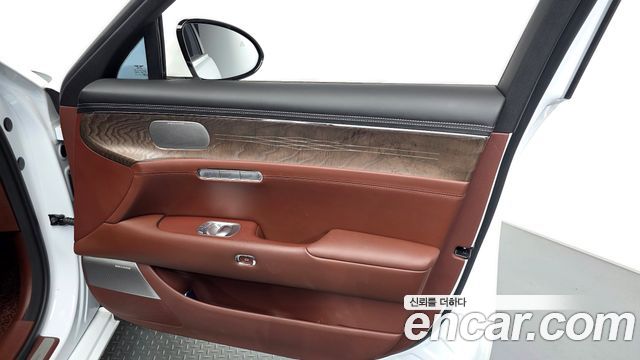 Genesis G90 (RS4) Gasoline 3.5 Turbo AWD 2025 — фото 24