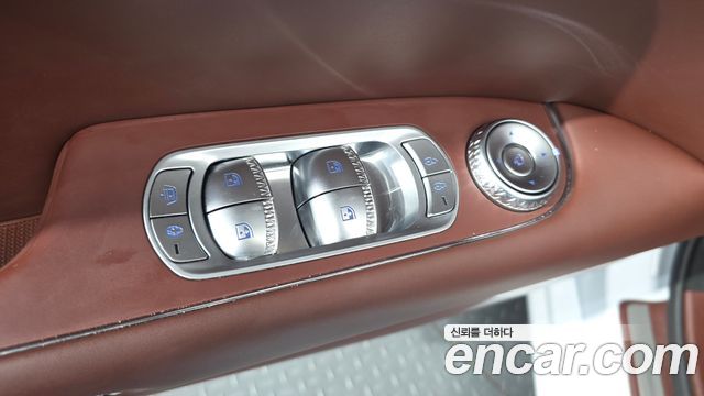 Genesis G90 (RS4) Gasoline 3.5 Turbo AWD 2025 — фото 27