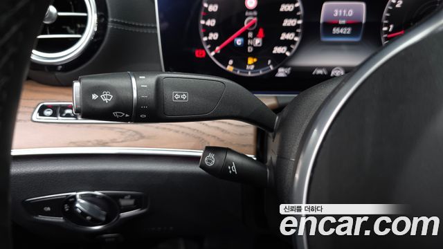 Mercedes-Benz E-Class (W213) E300 4MATIC Exclusive 2020 — фото 30