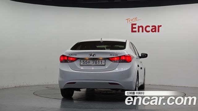 Hyundai Avante (MD) M16 GDI Luxury 2012 — фото 4