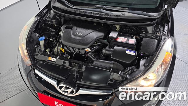 Hyundai Avante 1.6 GDi Smart Standard 2015 — фото 6