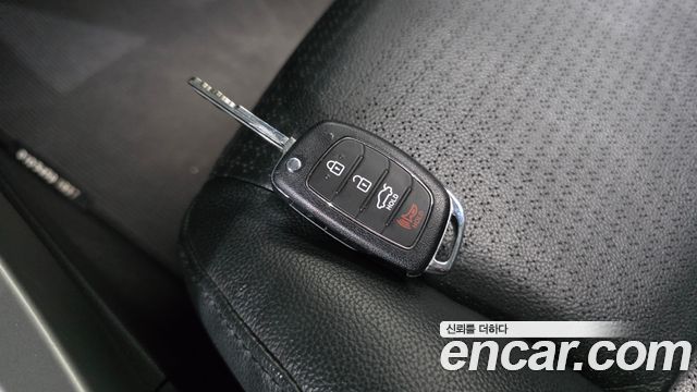 Hyundai Avante 1.6 GDi Smart Standard 2015 — фото 19
