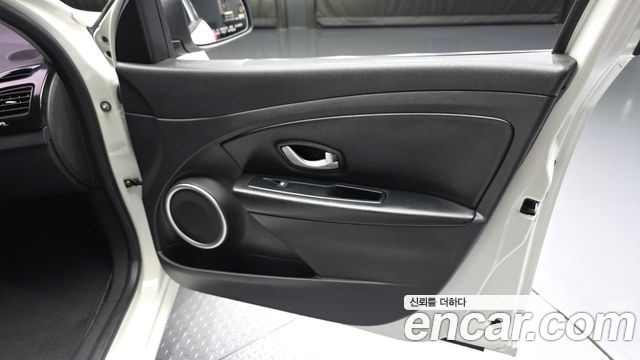 Renault Korea SM3 Neo RE 2016 — фото 24
