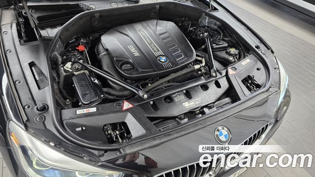 BMW 5 Series GT (F07) GT 30d xDrive 2016 — фото 6