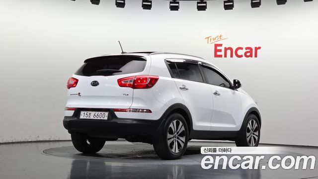 Kia Sportage R Diesel 2WD TLX High-Deluxe 2013 — фото 2