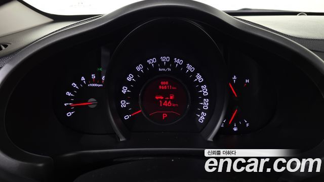 Kia Sportage R Diesel 2WD TLX High-Deluxe 2013 — фото 8