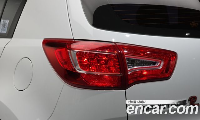 Kia Sportage R Diesel 2WD TLX High-Deluxe 2013 — фото 23
