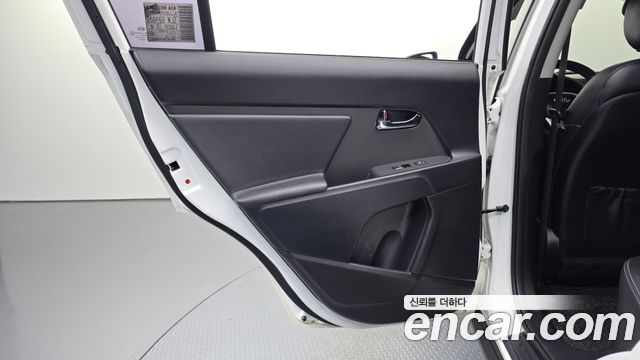 Kia Sportage R Diesel 2WD TLX High-Deluxe 2013 — фото 25