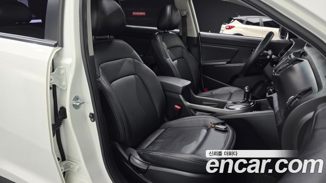 Kia Sportage R Diesel 2WD TLX High-Deluxe 2013 — фото 26