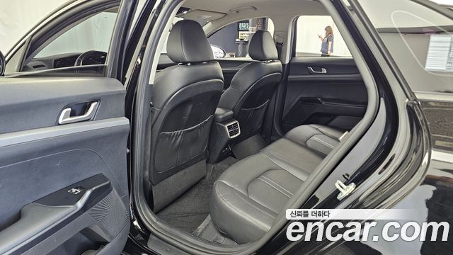 Kia K5 (III) 2.0 Prestige 2021 — фото 12