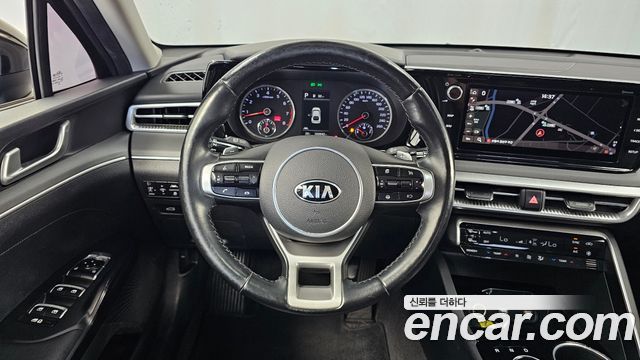 Kia K5 (III) 2.0 Prestige 2021 — фото 13
