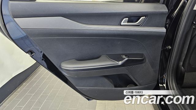Kia K5 (III) 2.0 Prestige 2021 — фото 25